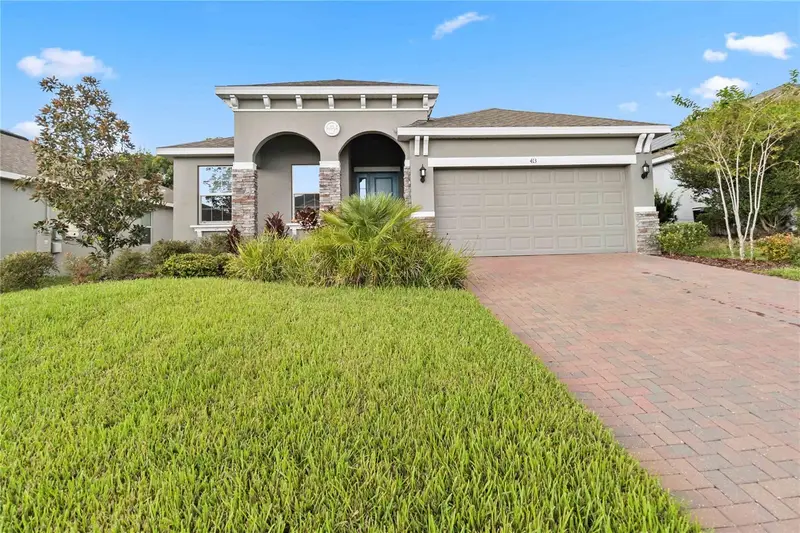 413 Sapphire Dr, FL