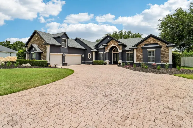 34028 Matthews Cv, FL