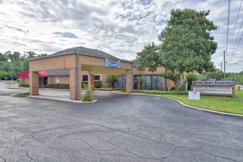 1805 Se Lake Weir Ave #3, FL