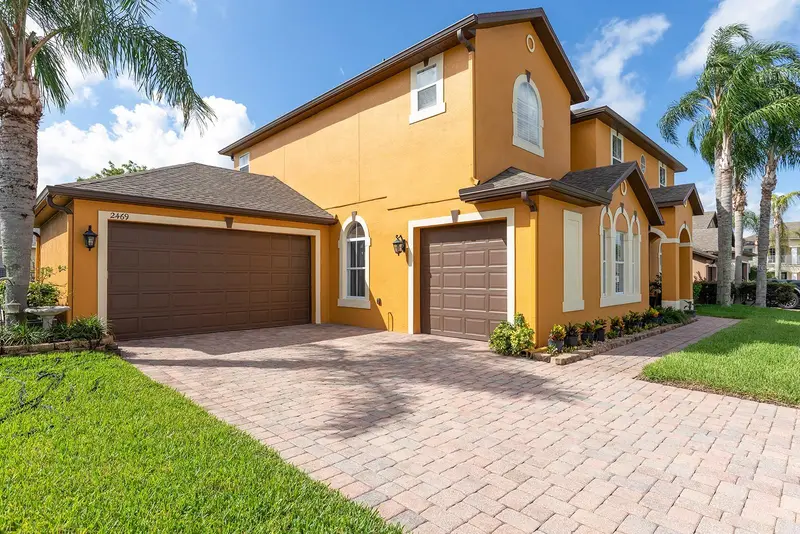 2469 Orsota Cir, FL