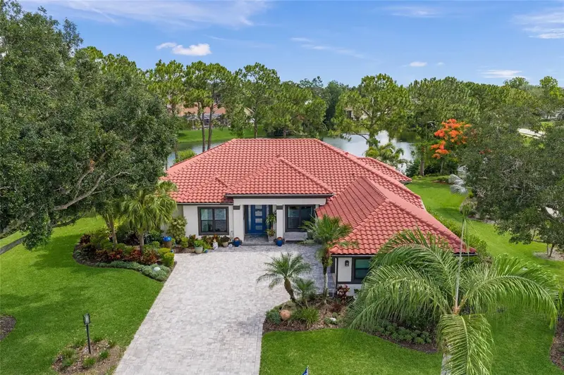 8331 Misty Lake Cir, FL