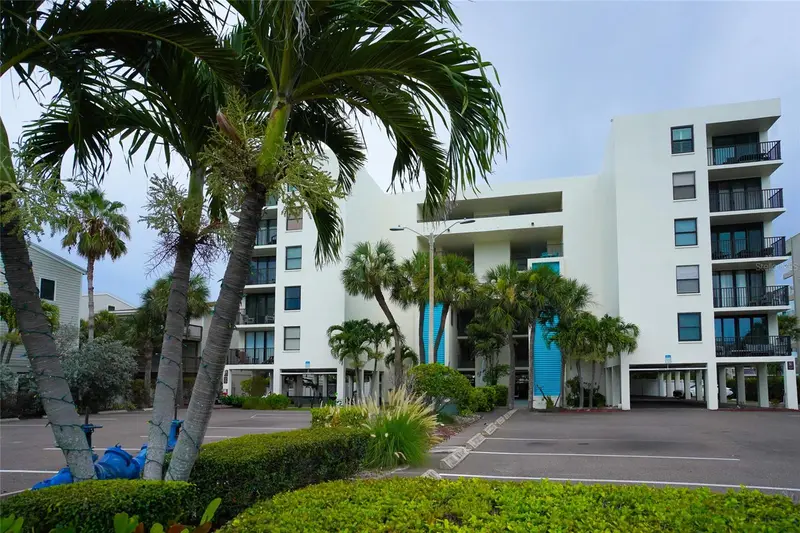 19931 Gulf Blvd #D2, FL