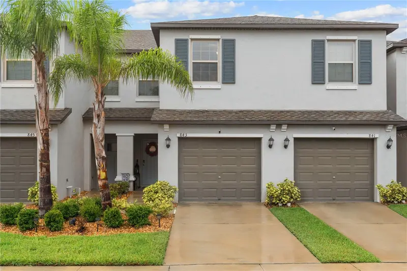 843 Royal Empress Dr, FL
