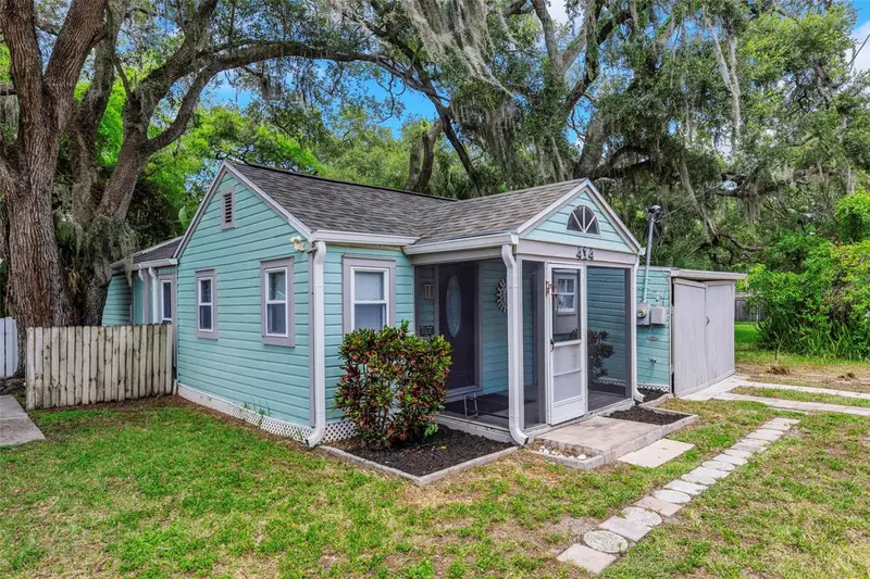 414 Tampa Rd, FL