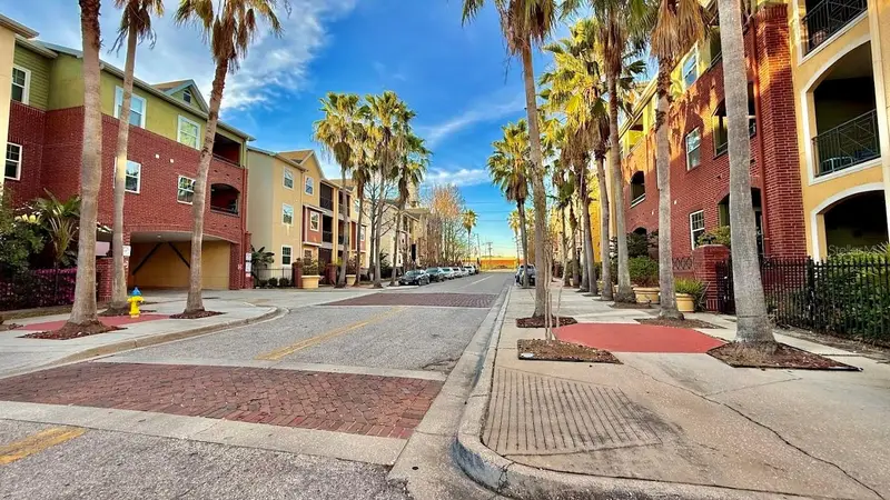 1810 E Palm Ave #5114, FL
