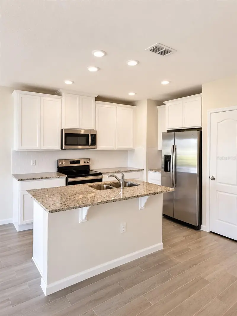 2866 Narcoossee Commons Way, FL