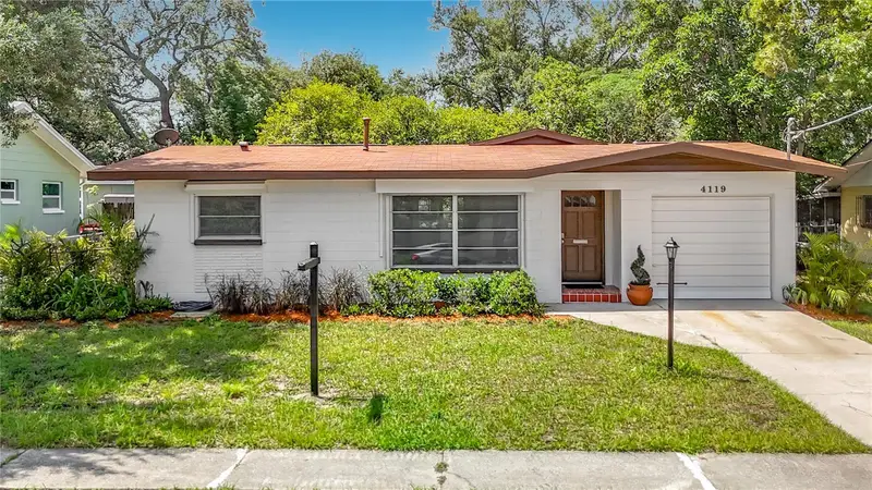 4119 E 98th Ave, FL