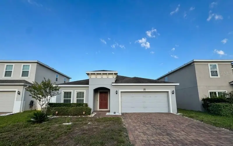 643 Samuel Pl, FL