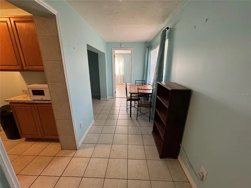 104 Base Ave W #D, FL