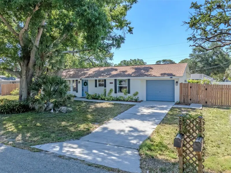 381 Falkland Rd, FL
