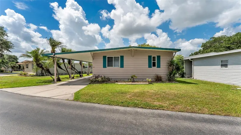 2055 S Floral Ave #324, FL
