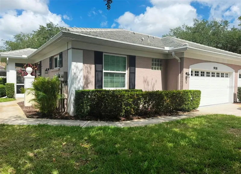 908 Paisley Ct #5, FL