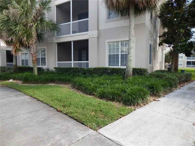 3300 Whitestone Cir #107, FL