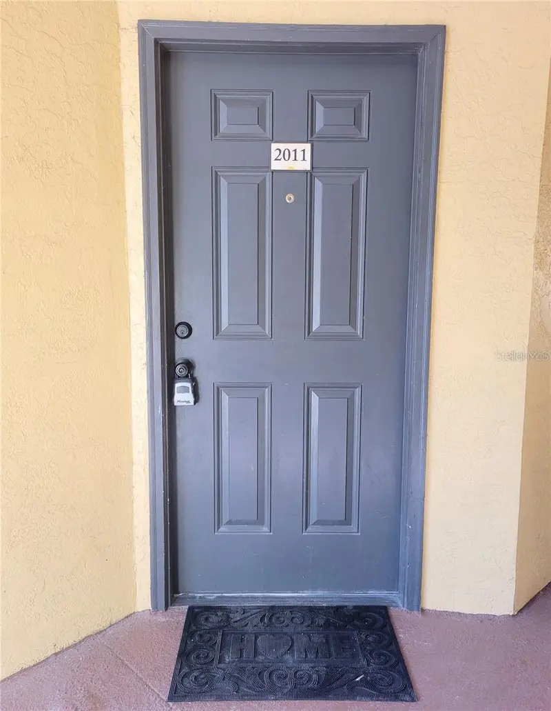 4528 Commander Dr #2011, FL