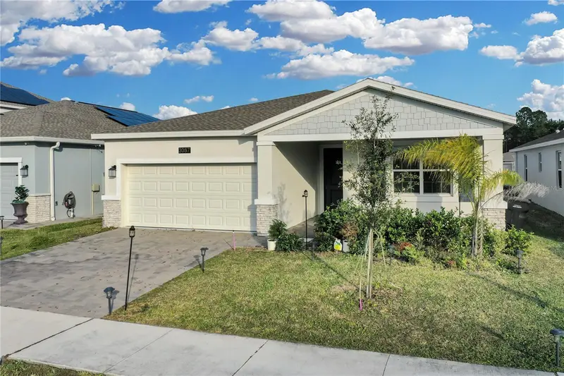 3087 Camden Way, FL