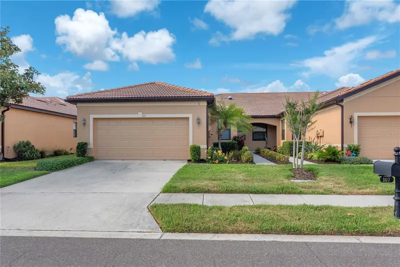 107 Shell Falls Dr, FL