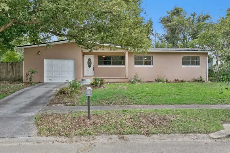 163 Lake Harriet Dr, FL