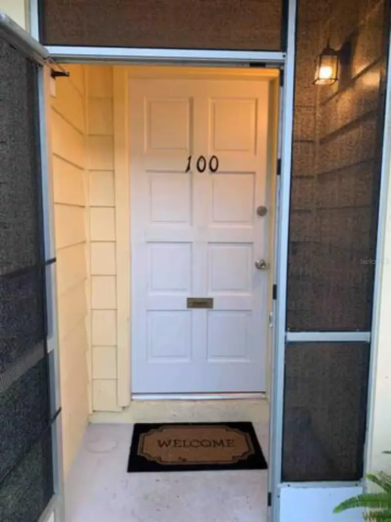 1144 Villa Ln #100, FL
