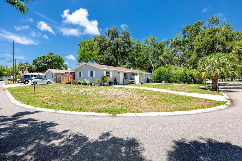 122 Wertz Dr, FL