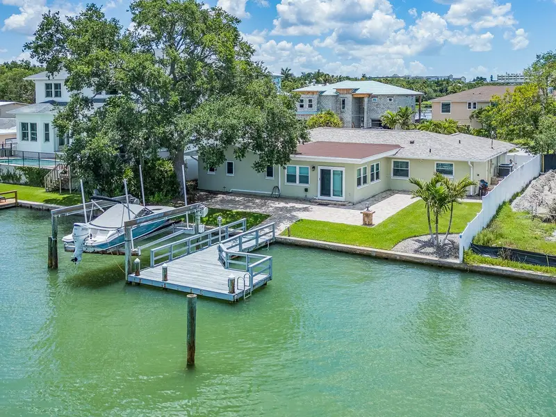 40 Sunset Bay Dr, FL
