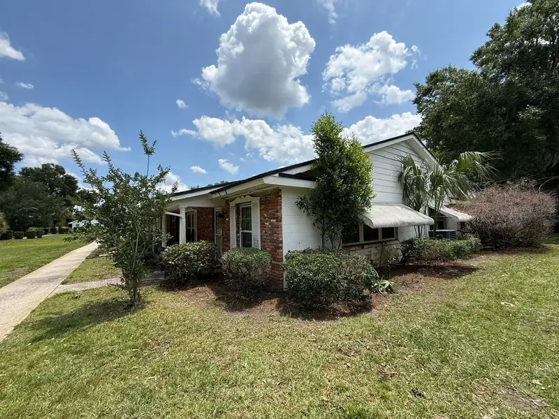 719 Avenue Q Se, FL