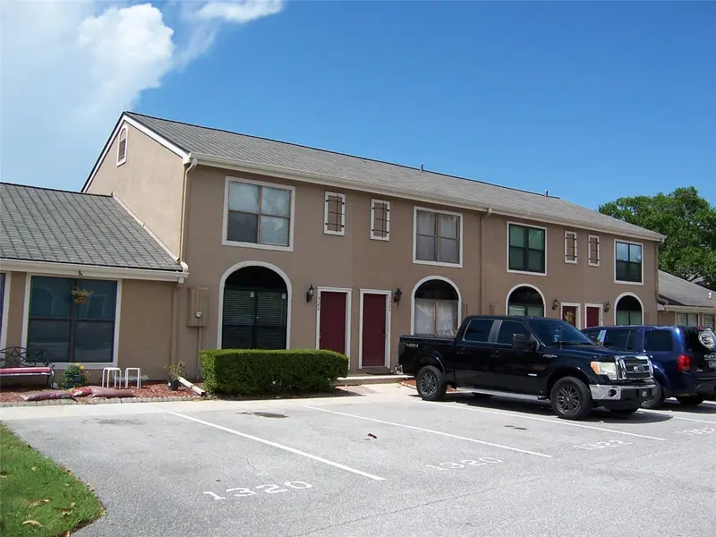 1322 Casa Park Cir, FL