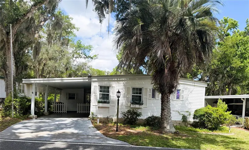 127 Royal Palm Dr, FL