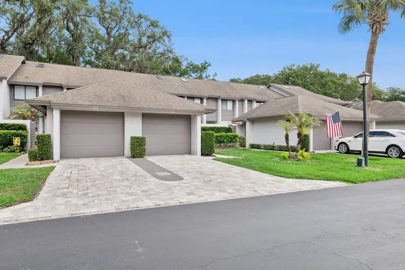 153 Olive Tree Cir #153, FL