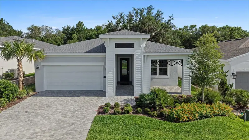 948 Club Cresswind Dr, FL