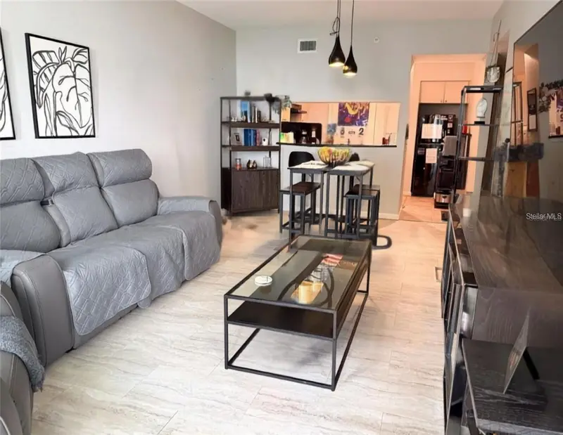 322 E Central Blvd #714, FL