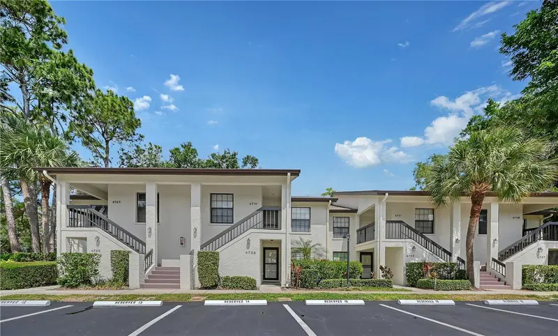 4729 Winslow Beacon #11, FL