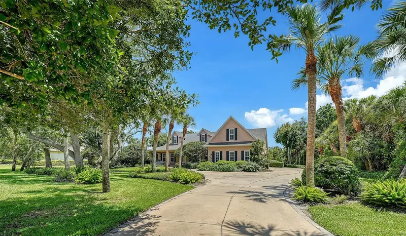 756 Vanderbilt Dr, FL