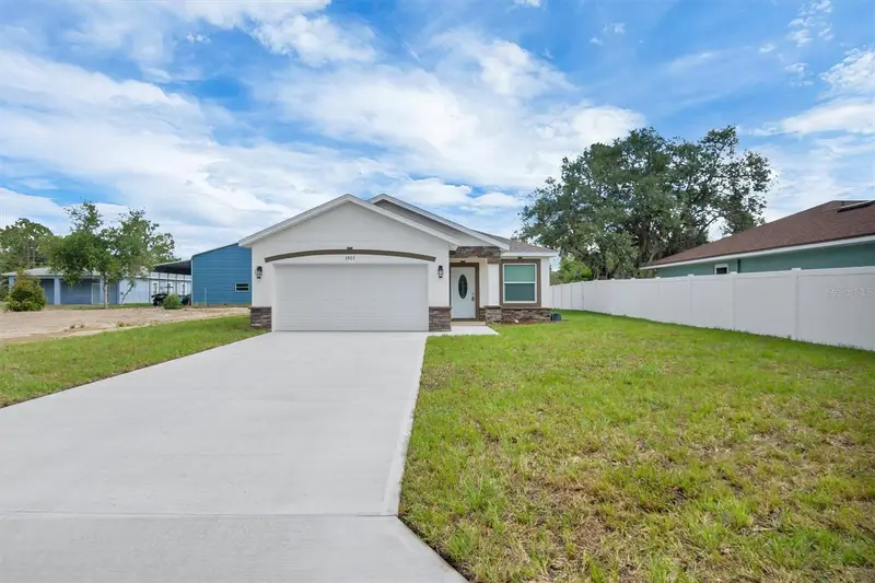 3907 Adell Rd, FL