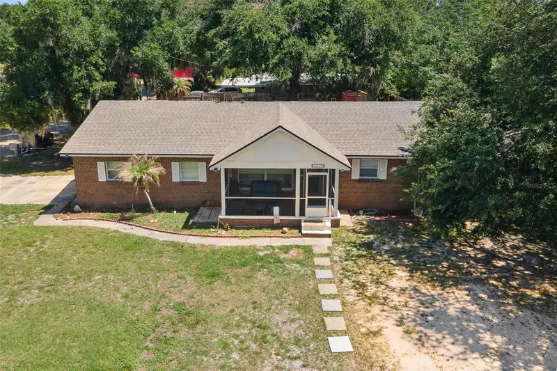14407 Lake Junietta Dr, FL