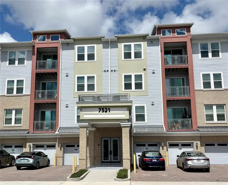7521 Laureate Blvd #5305, FL