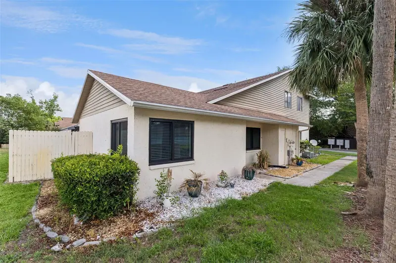 668 Olympic Dr #1, FL