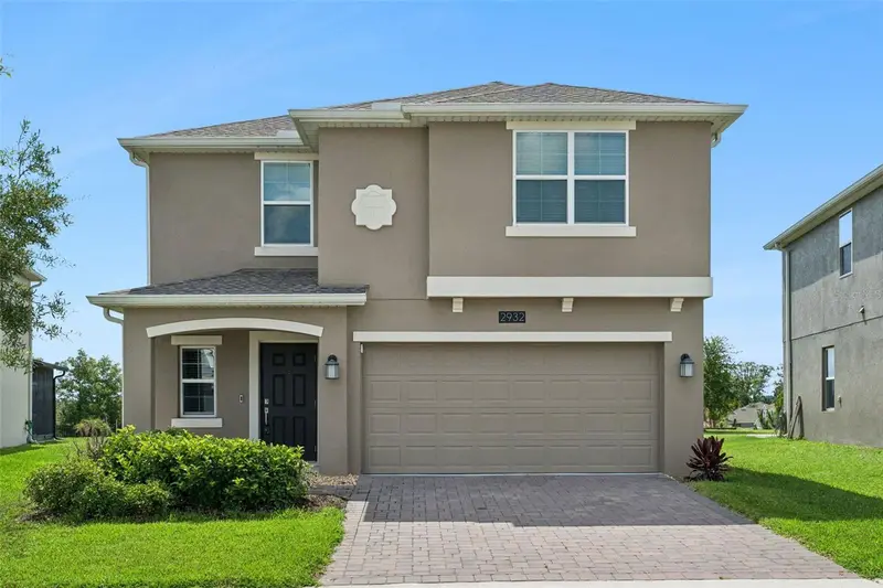 2932 Muller Oak Loop, FL