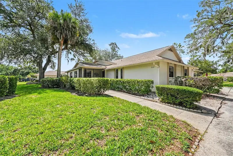 9204 Golf View Dr, FL