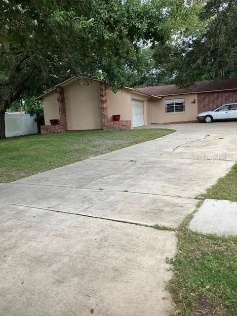 Rio Pinar Lakes listing