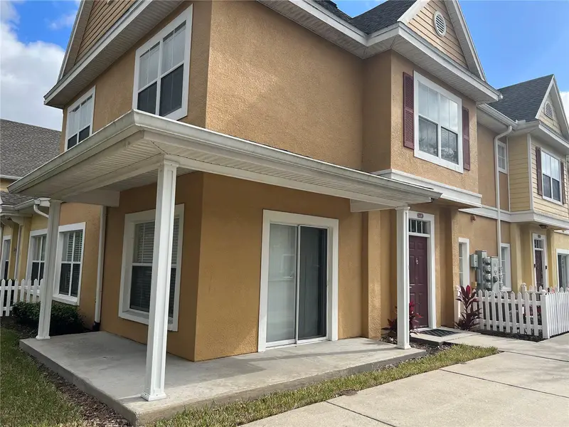 4010 Santa Maria Dr #101, FL