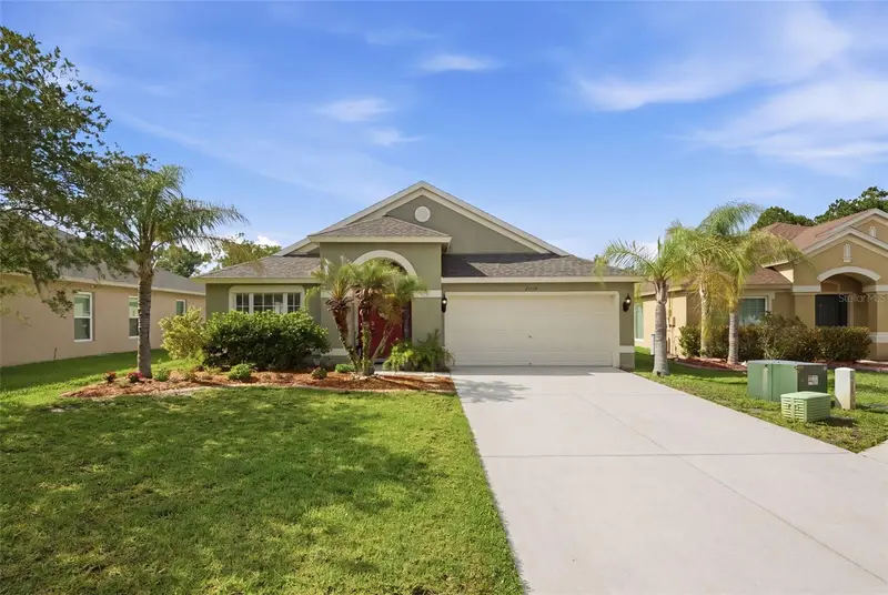 25114 Lexington Oaks Blvd, FL