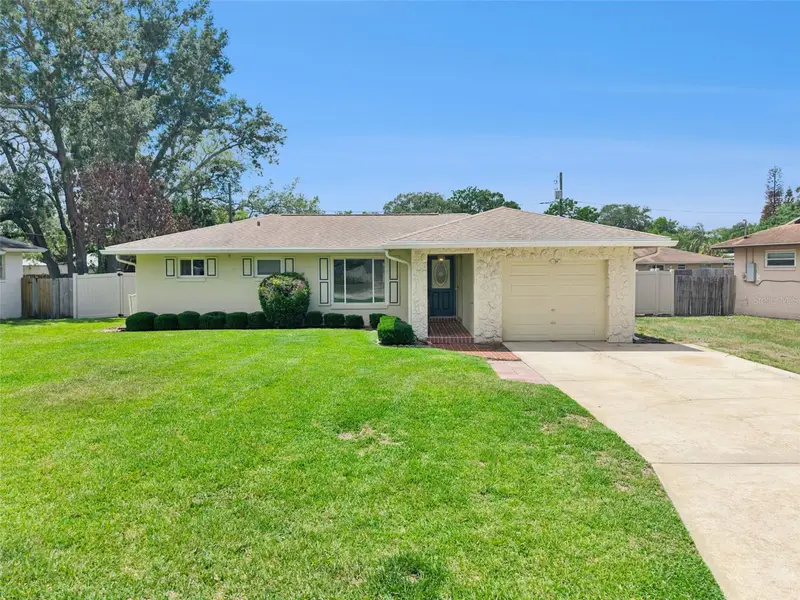 119 Meadowfield Ln, FL