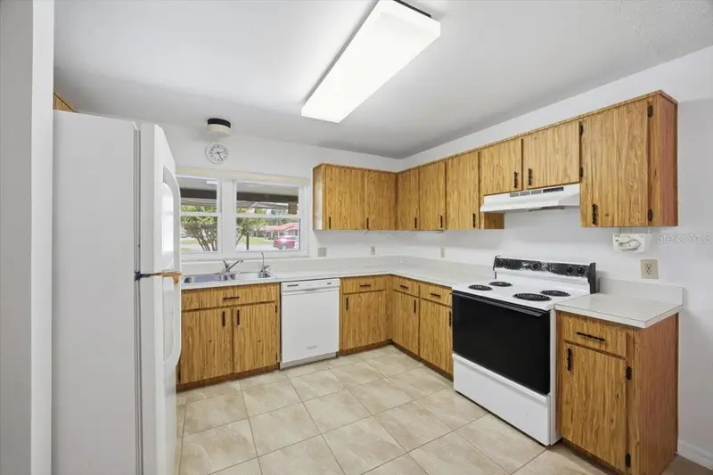535 Hunter Cir #535, FL