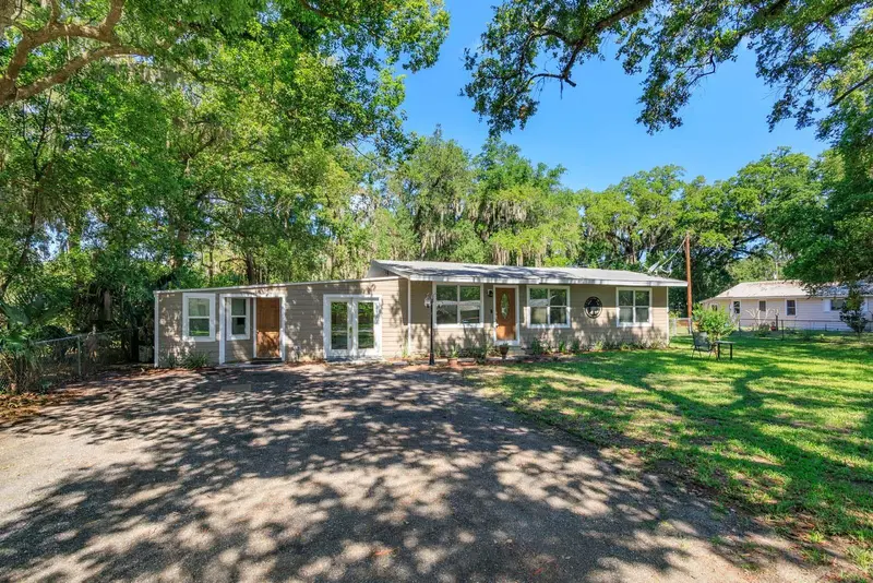 2820 Magnolia Ave, FL