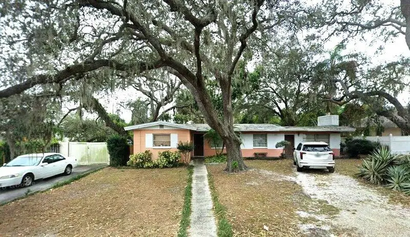2304 W Woodlawn Ave, FL