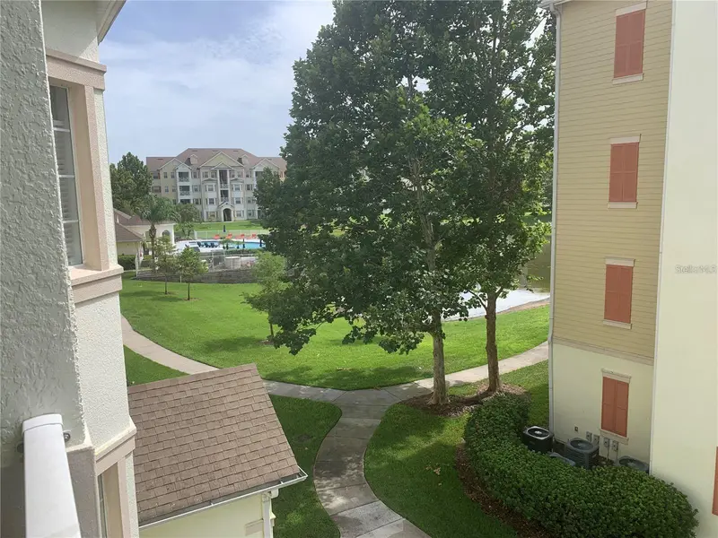 5255 Cane Island Loop #304, FL