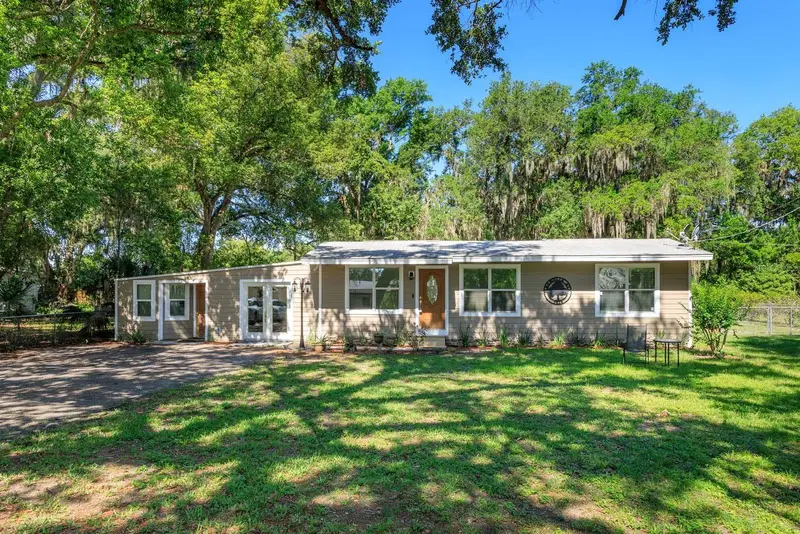 2820 Magnolia Ave, FL