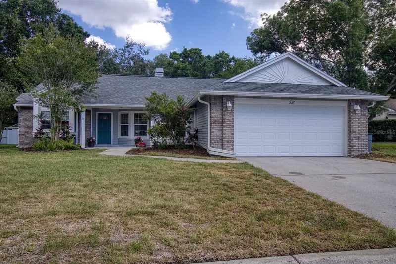 957 Edgehill Dr, FL