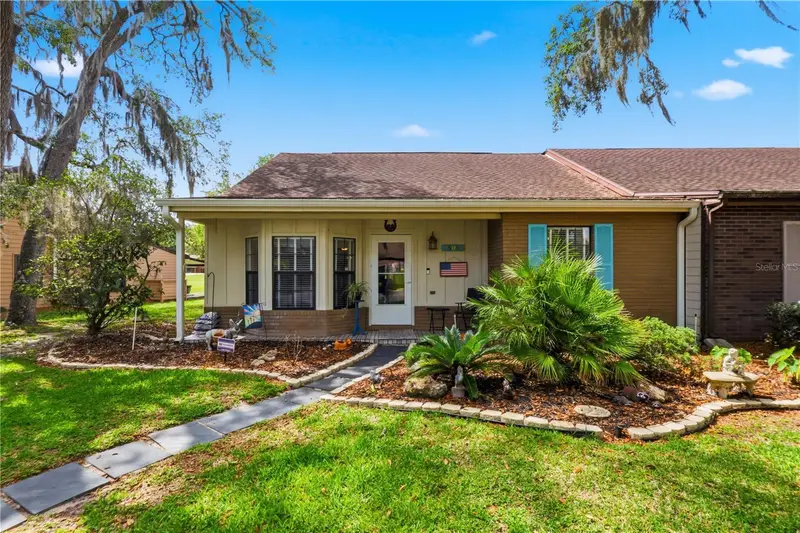 35086 Whispering Oaks Blvd, FL