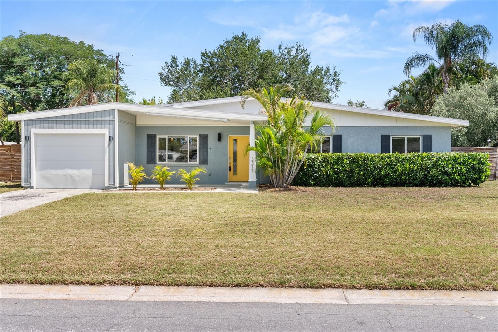 3317 Bougainvillea St, FL